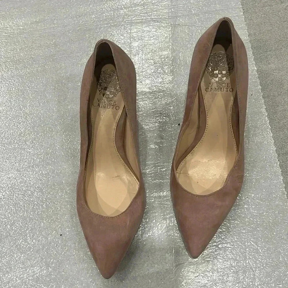 [US7.5/EU37.5]Vince Camuto Tanela Blush Pink Suede  Pointed Toe Pump 3”Heels - Picture 2 of 8